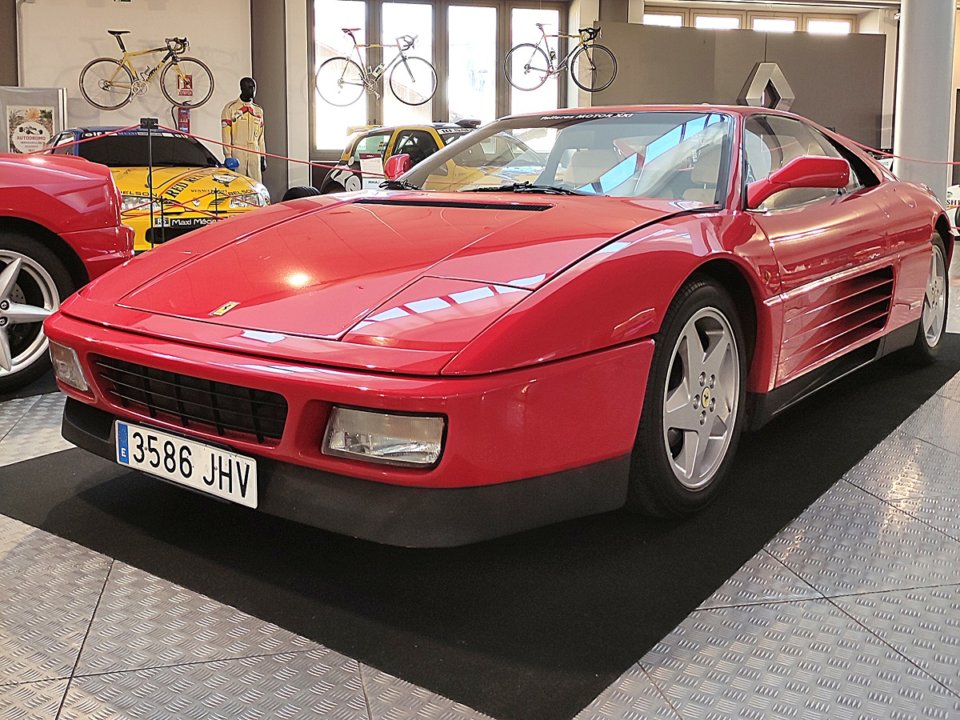 Museo de Historia de la Automoción de Salamanca MHAS Ferrari 348 BT Octubre 2021