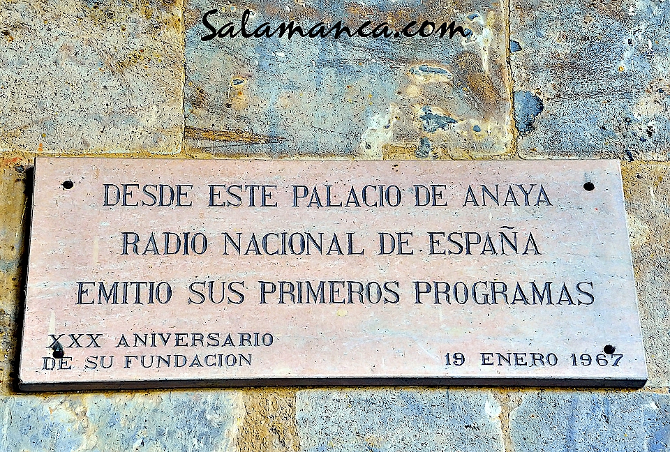 Radio Nacional de España nació en Salamanca.