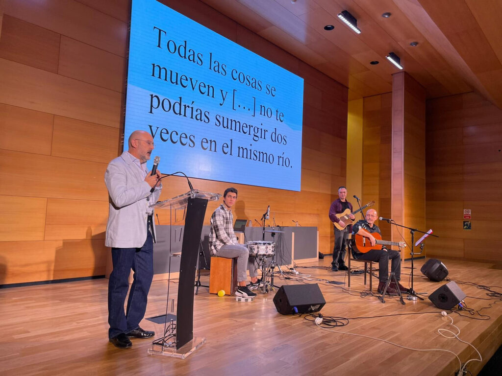 Centro de las Artes Escénicas y de la Música CAEM Con cierto aire filosófico Salamanca Febrero 2025